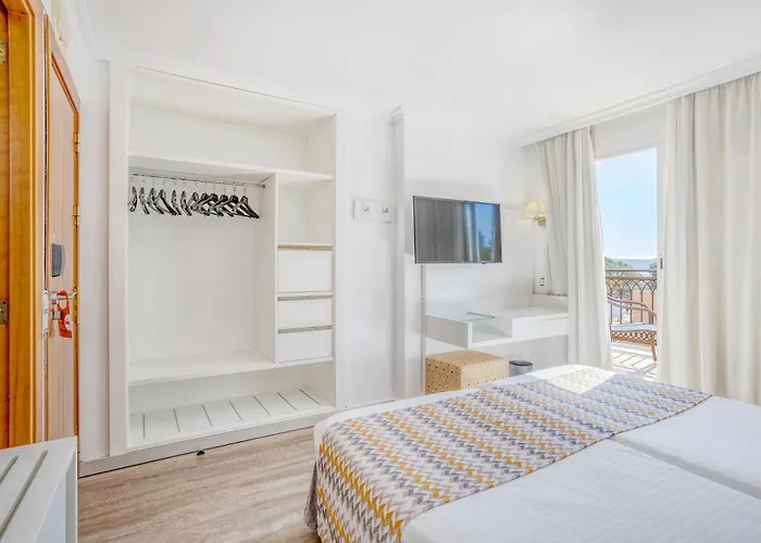 Morlans Garden Hotel 3*