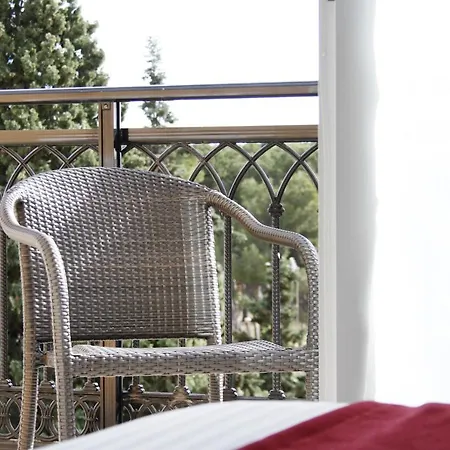 莫尔兰斯花园酒店 帕格拉