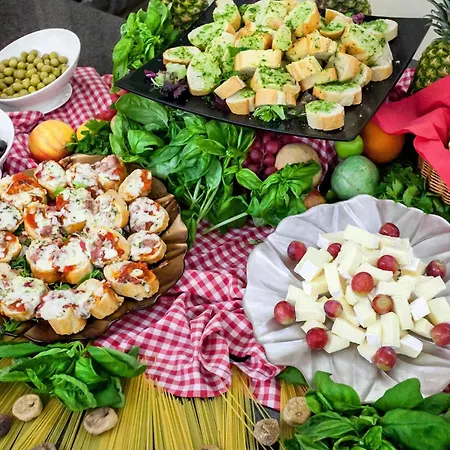 莫尔兰斯花园酒店 3*