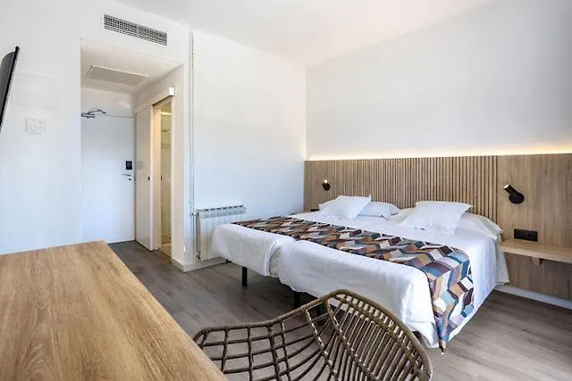 Morlans Garden Peguera