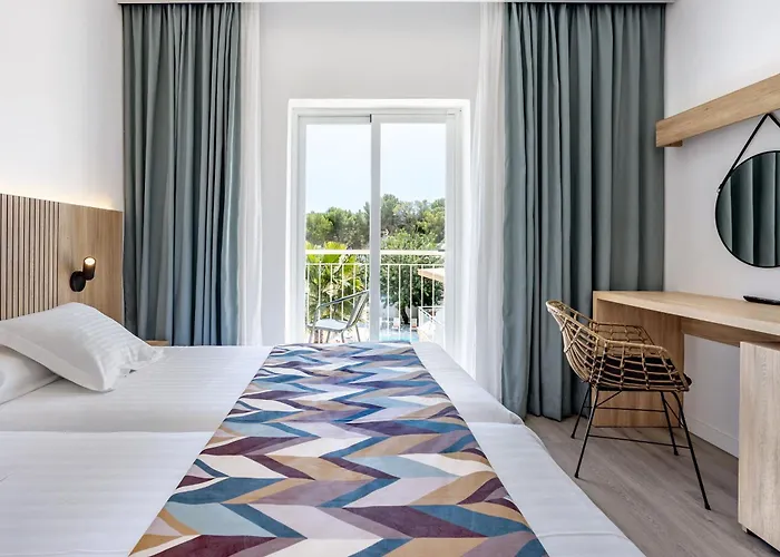 Morlans Garden Hotel