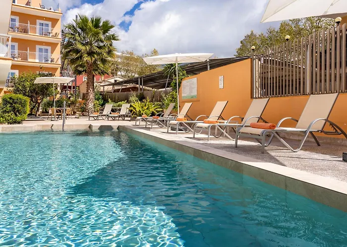 Morlans Garden Hotel