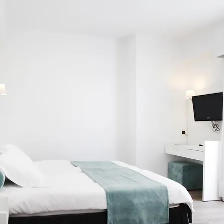 Готель Morlans Garden