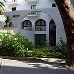 Отель Morlans Garden